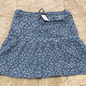 NWT brandy melville skirt